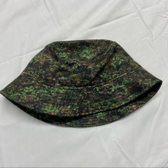 Nike Patterned Bucket Hat - Picture 1 of 5